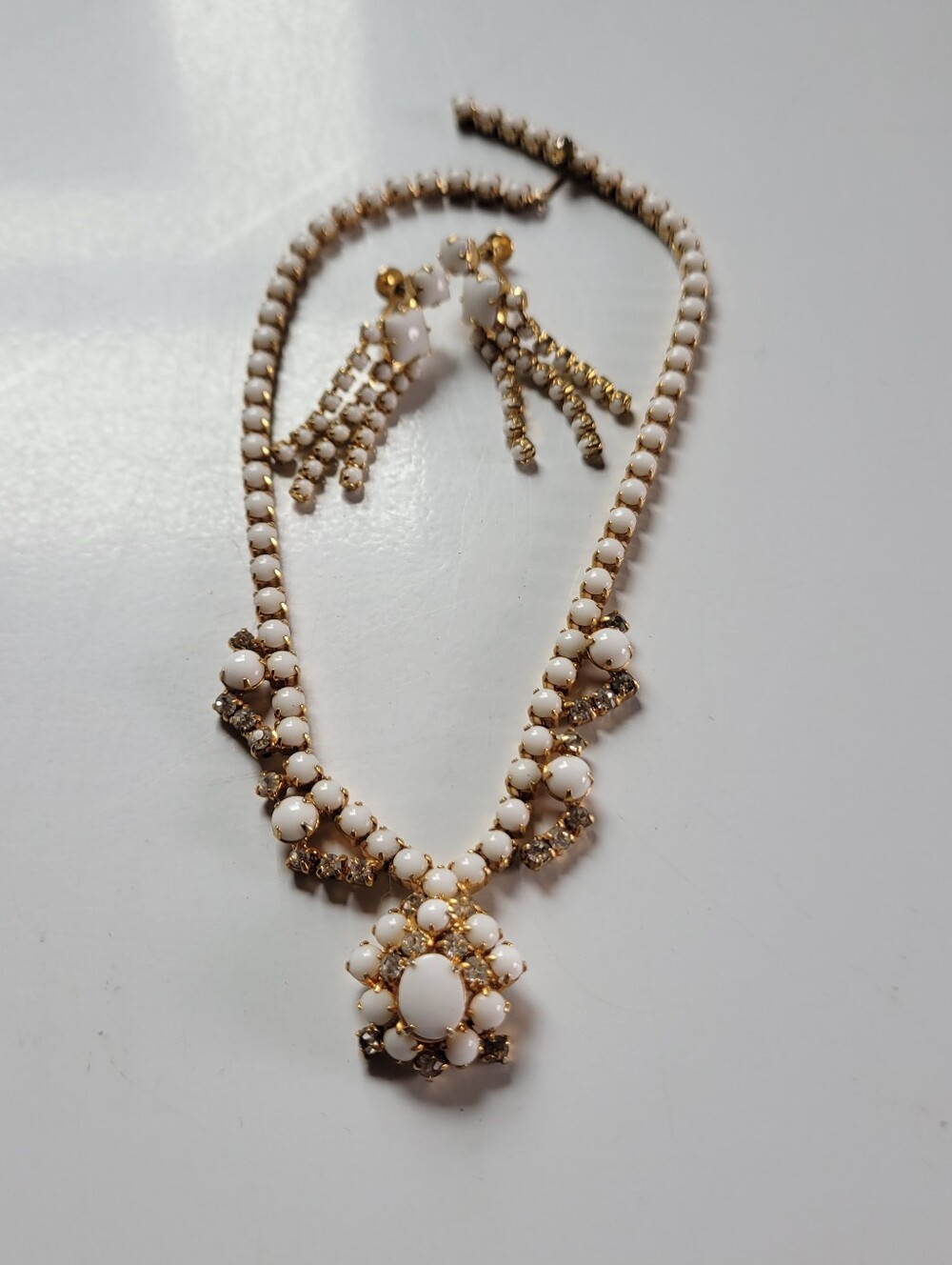 Elegant White Milk Glass Gold-Tone Necklace & Earrings Set